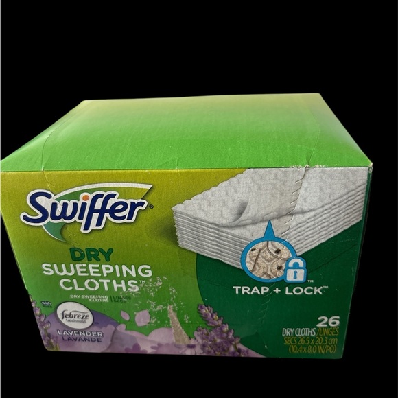 Swiffer Dry Sweeping Cloths with Febreze Lavender Scent 26 ct - Picture 1 of 2